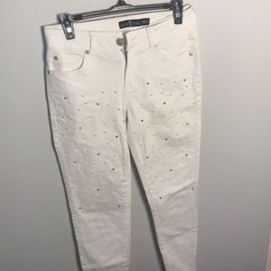 White mid rise jeans w/ sequins